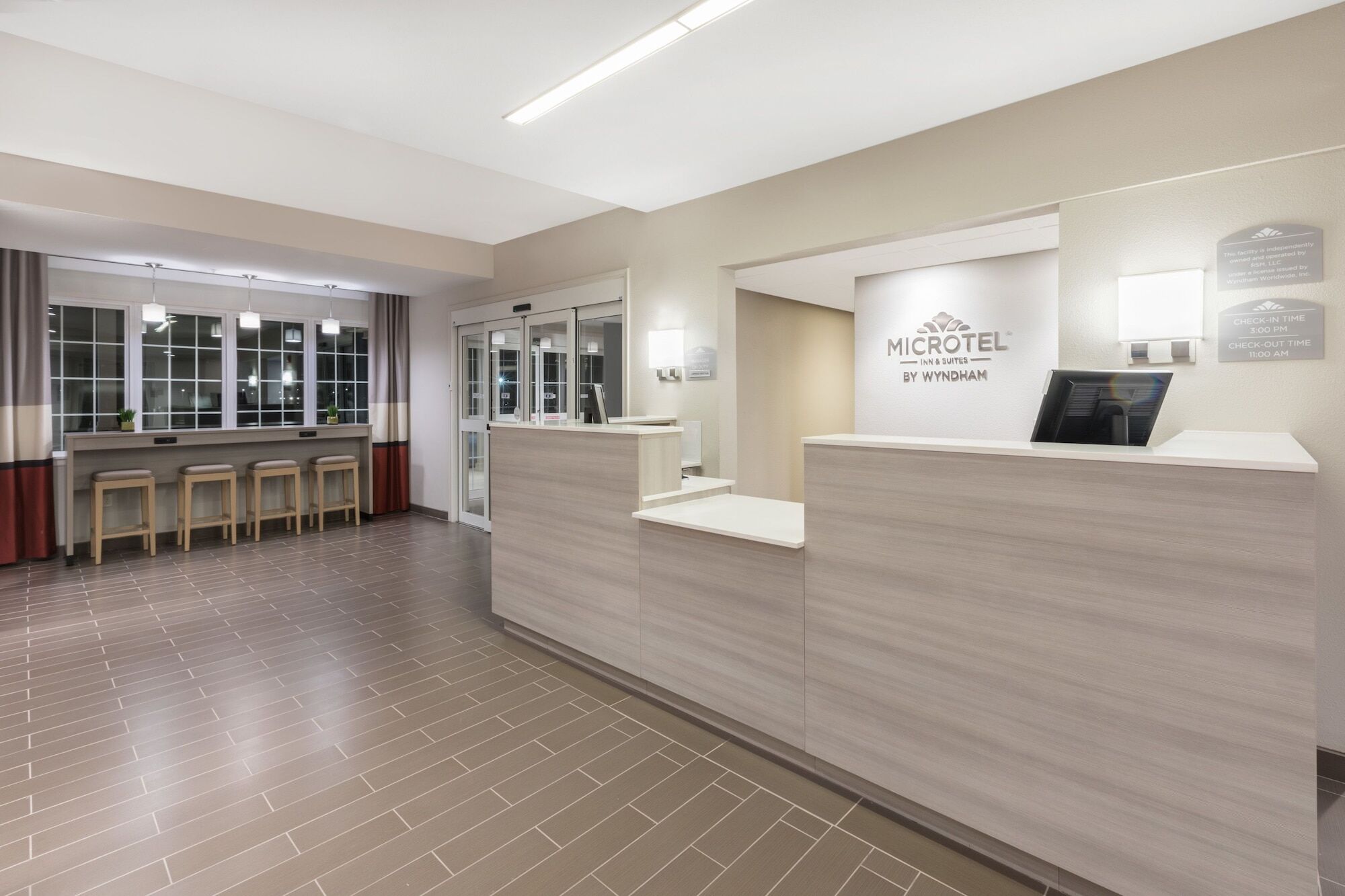 Microtel Inn & Suites By Wyndham Perry Exterior photo